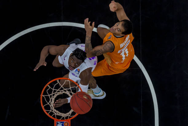 场皆以KO 场皆以KO