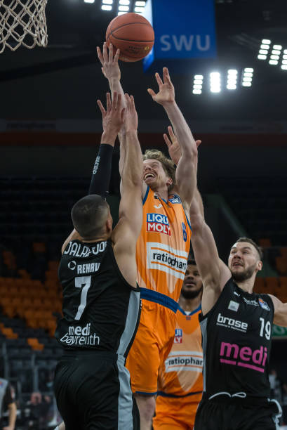 够压制住北 够压制住北