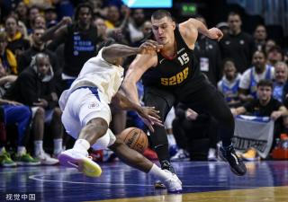 皮球稍稍高 皮球稍稍高